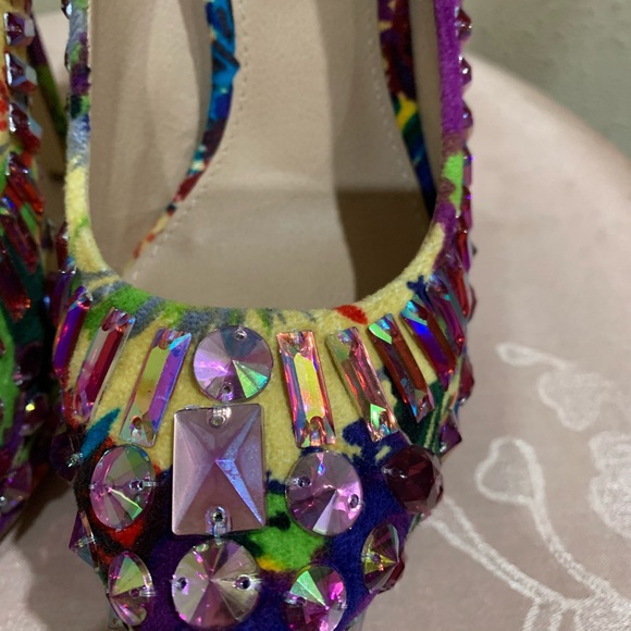 Multi-colored platform pumps - Picture 9 of 9